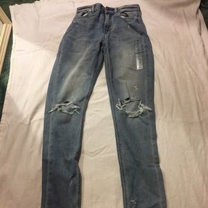 American Eagle Mom Jeans